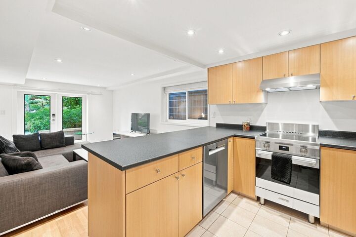Property Photo:  3262 W 1st Avenue B  BC V6K 1H5 