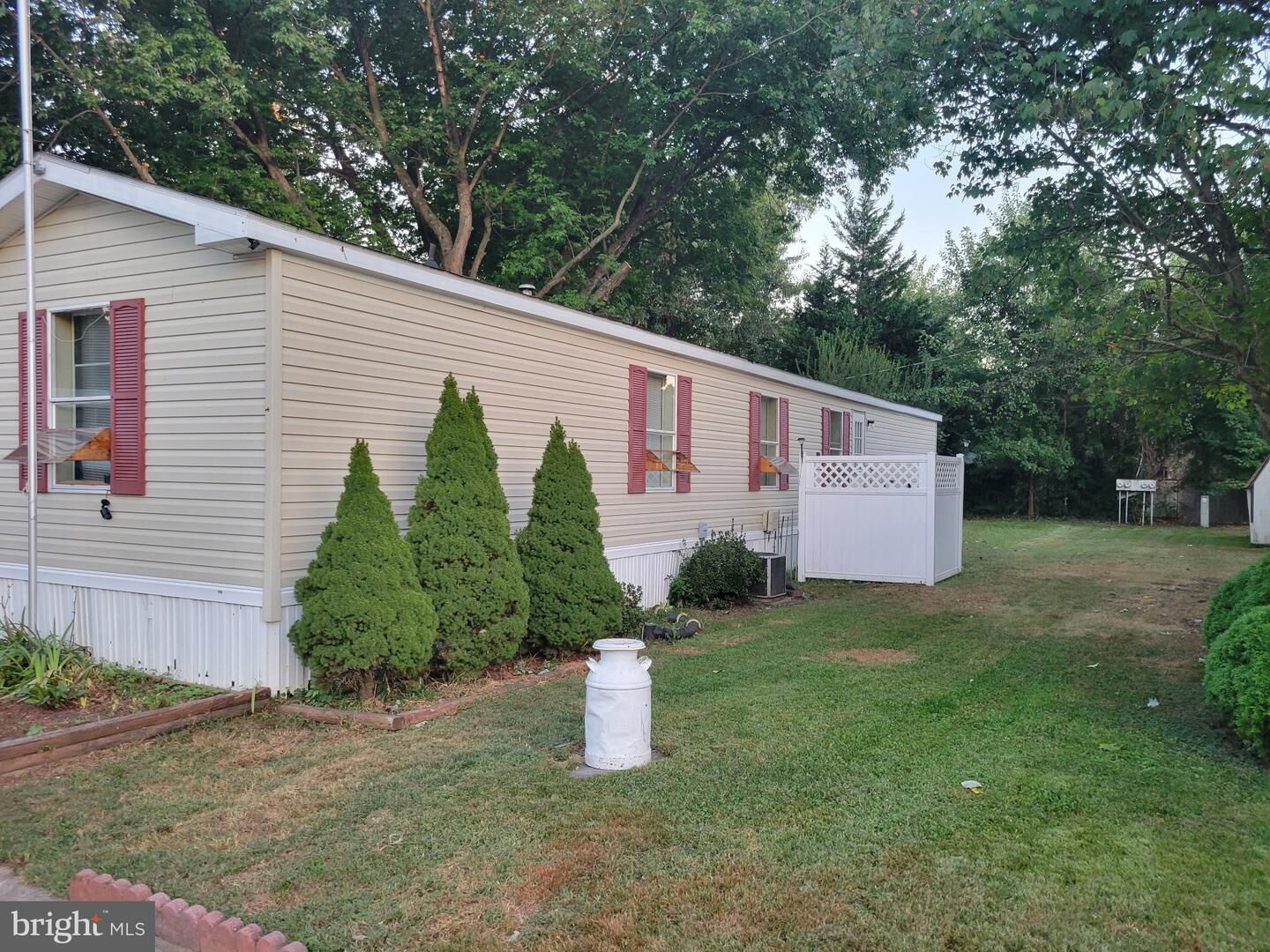 Property Photo: 17 Mount Pleasant Trailer Court B017 DE 19709