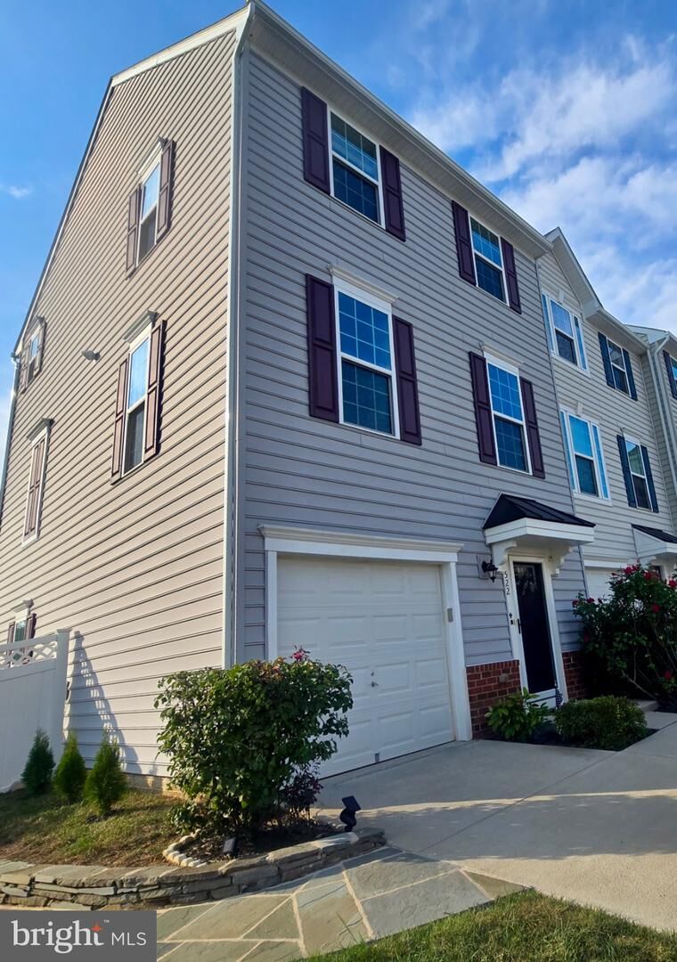 Property Photo: 522 Rolling Valley Drive VA 22405