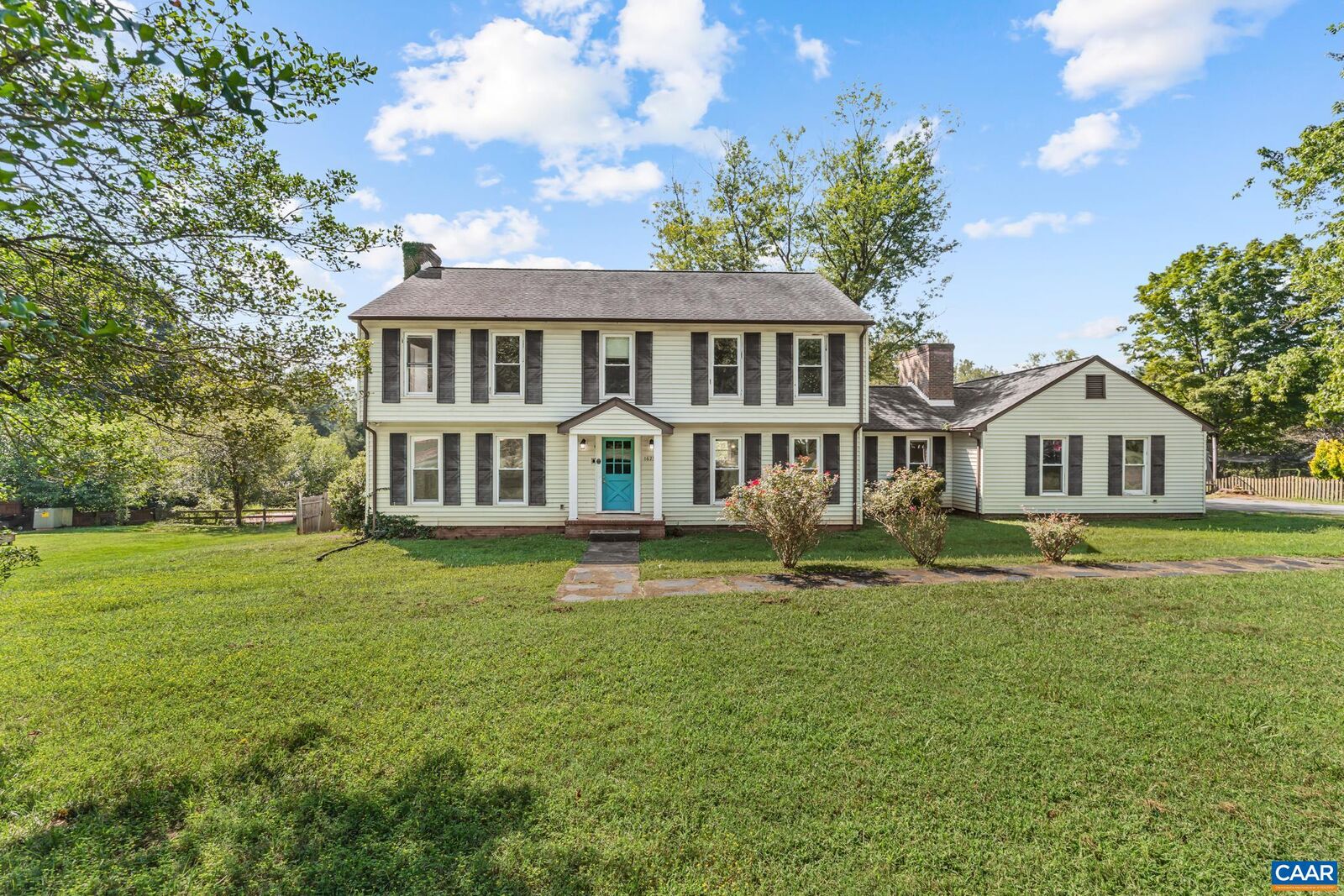 Property Photo:  1625 Maiden Ln  VA 22911 