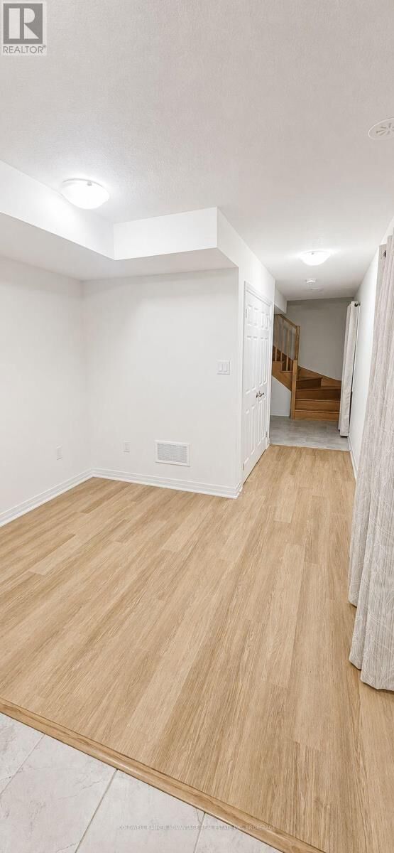Property Photo:  11 Gunnel Road  ON L3B 0P3 