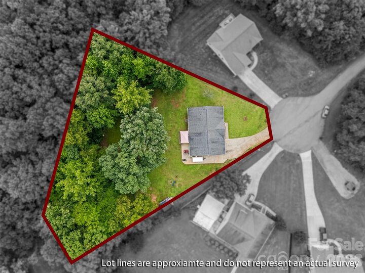 Property Photo:  4108 Lydia Suzanne Place  NC 28092 