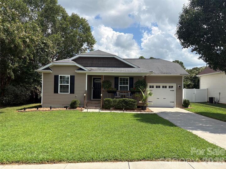 Property Photo:  128 Mallory Tai Drive  NC 28092 