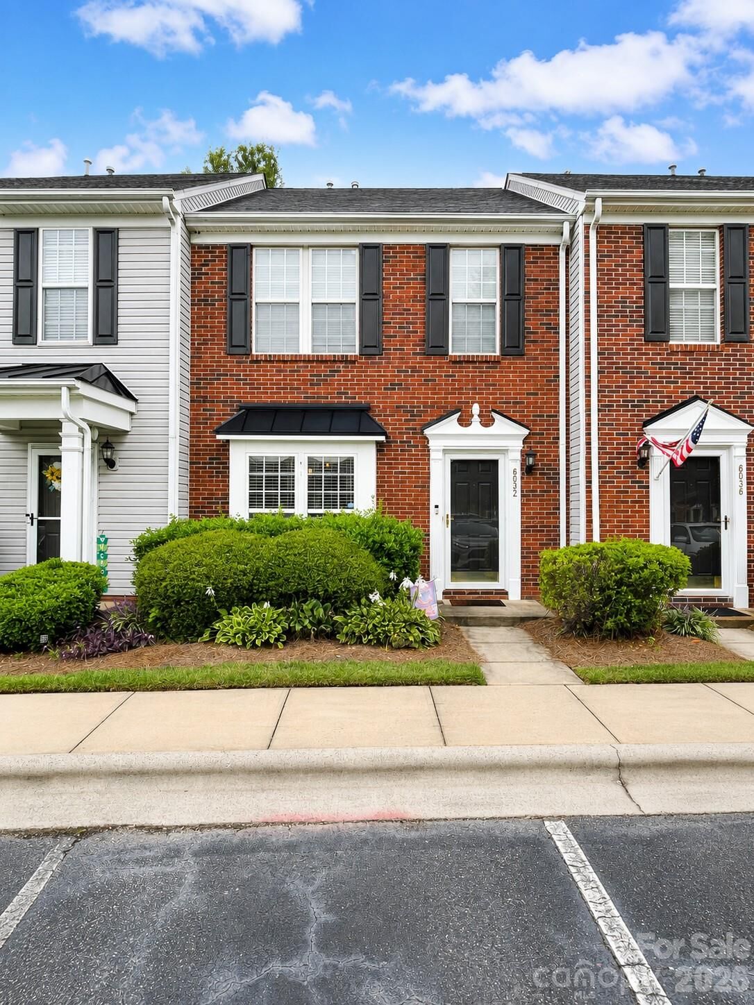 Property Photo:  6032 Sapwood Court  NC 28104 