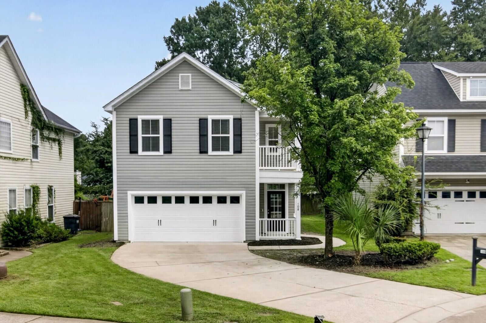Property Photo:  108 Alumni Court  SC 29456 