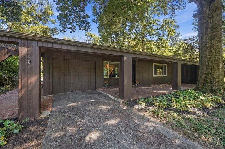 Property Photo: 9084 Arrowhead Court OH 45231