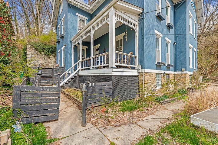Property Photo:  2106 Kemper Lane  OH 45206 