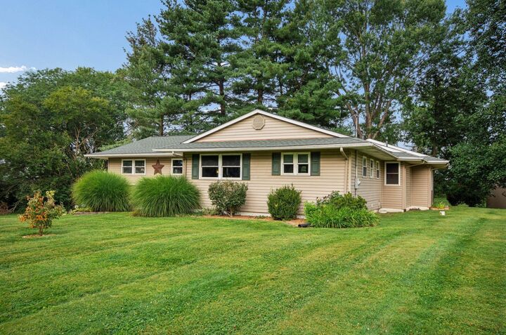 Property Photo: 193 Caroline Drive OH 43025