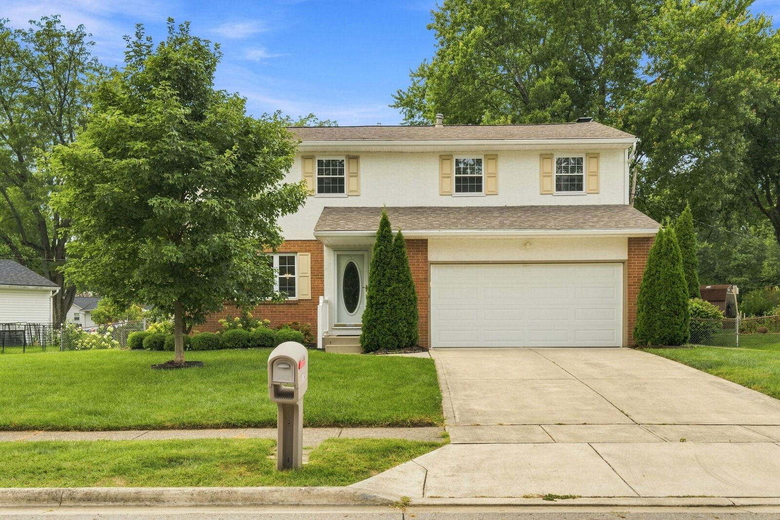Property Photo:  261 Brookhaven E Drive  OH 43230 