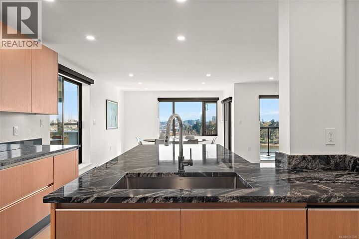 Property Photo: 103 Gorge Road East Ph1 BC V9A 6Z2