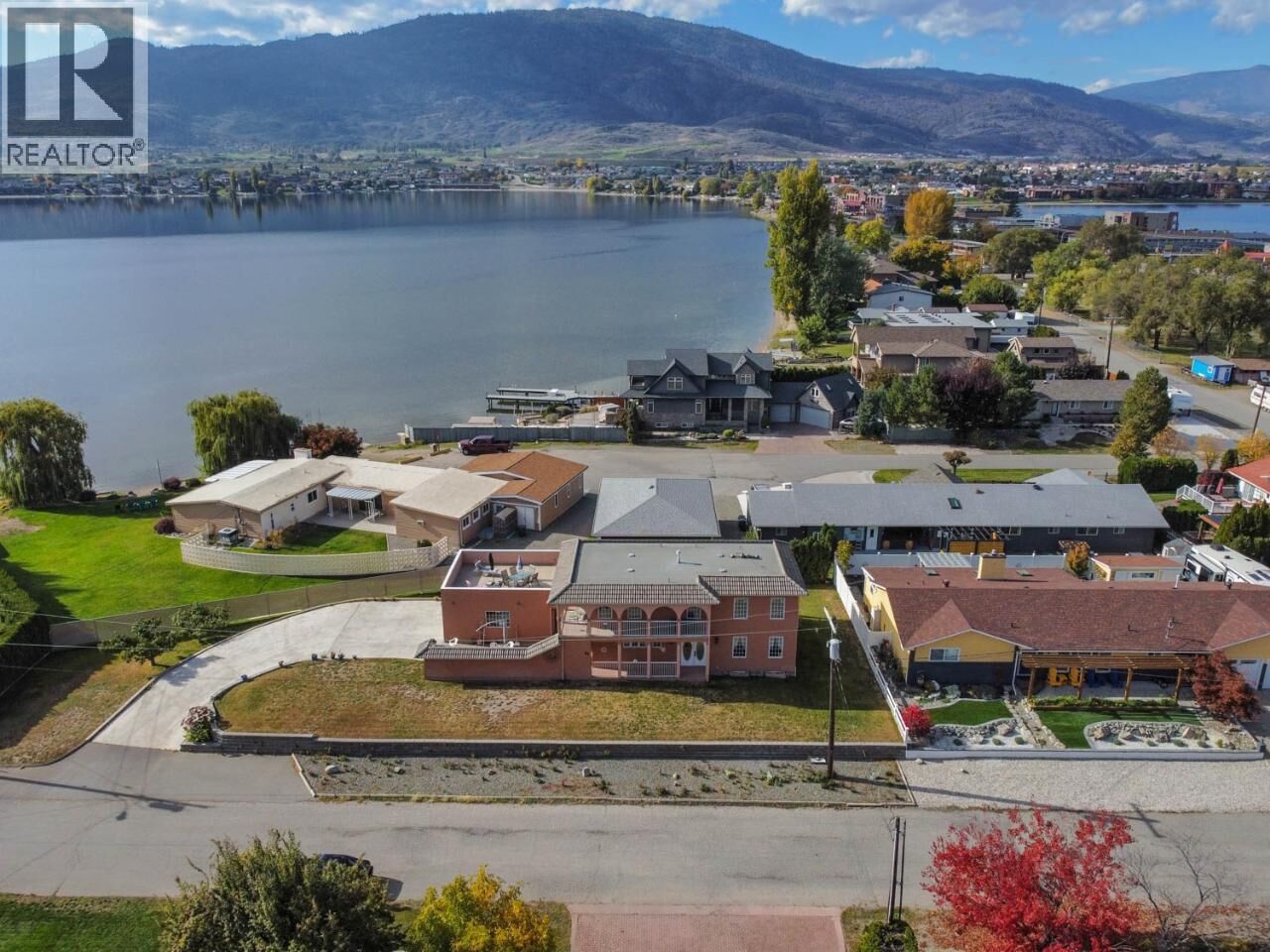 Property Photo:  43 Harbour Key Drive  BC V0H 1V3 