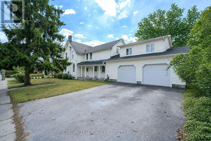 Photo de la propriété: 201 Bridge Street West ON K7R 2E5