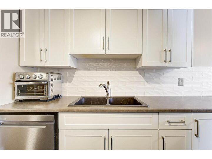 Property Photo:  3842 Gordon Drive 216  BC V1W 3G4 