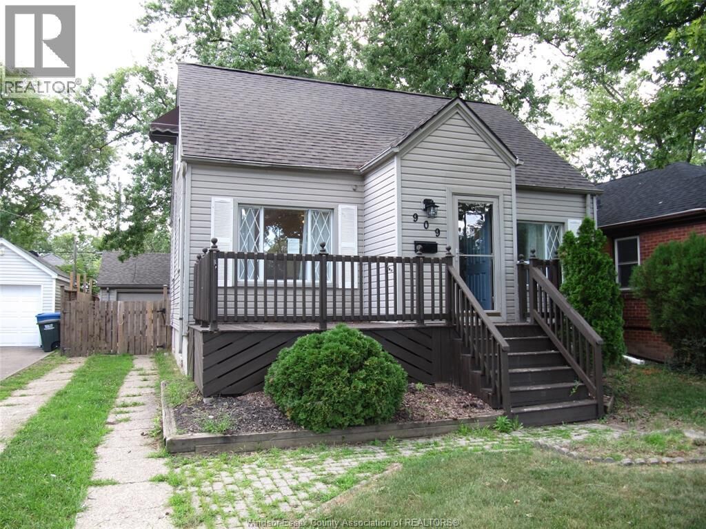 Property Photo:  909 St. Marys  ON N8S 2V1 