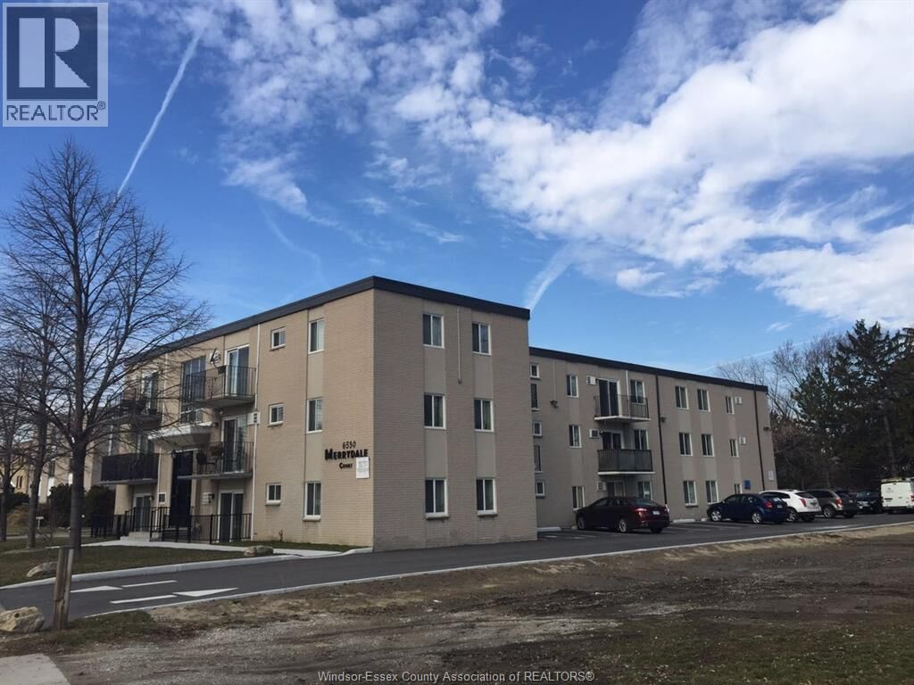 Property Photo:  6530 Wyandotte Street East 307  ON N8S 1P2 