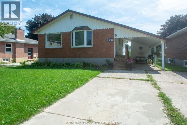 Property Photo:  200 John Street East  ON N0P 1A0 