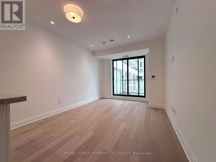 Property Photo:  505 Glencairn Avenue 301  ON M6B 0B2 