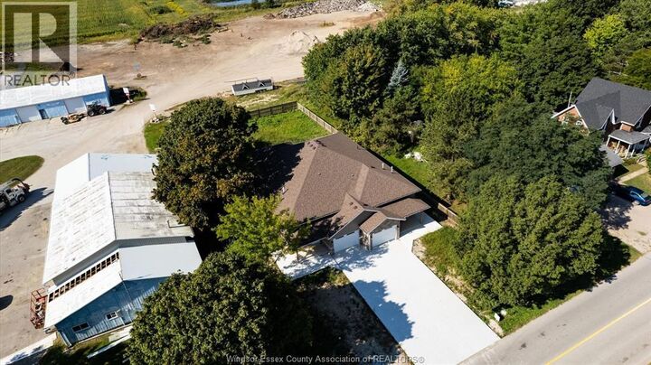 Property Photo:  98 Erie Street North  ON N0P 2C0 