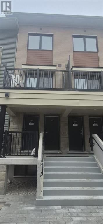 Property Photo:  401 Glenroy Gilbert Drive 8  ON K2J 7N7 