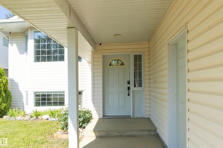 Property Photo:  272 Bussieres Drive  AB T9K 1T3 