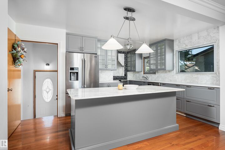 Property Photo:  3509 121A Avenue NW  AB T5W 1P5 