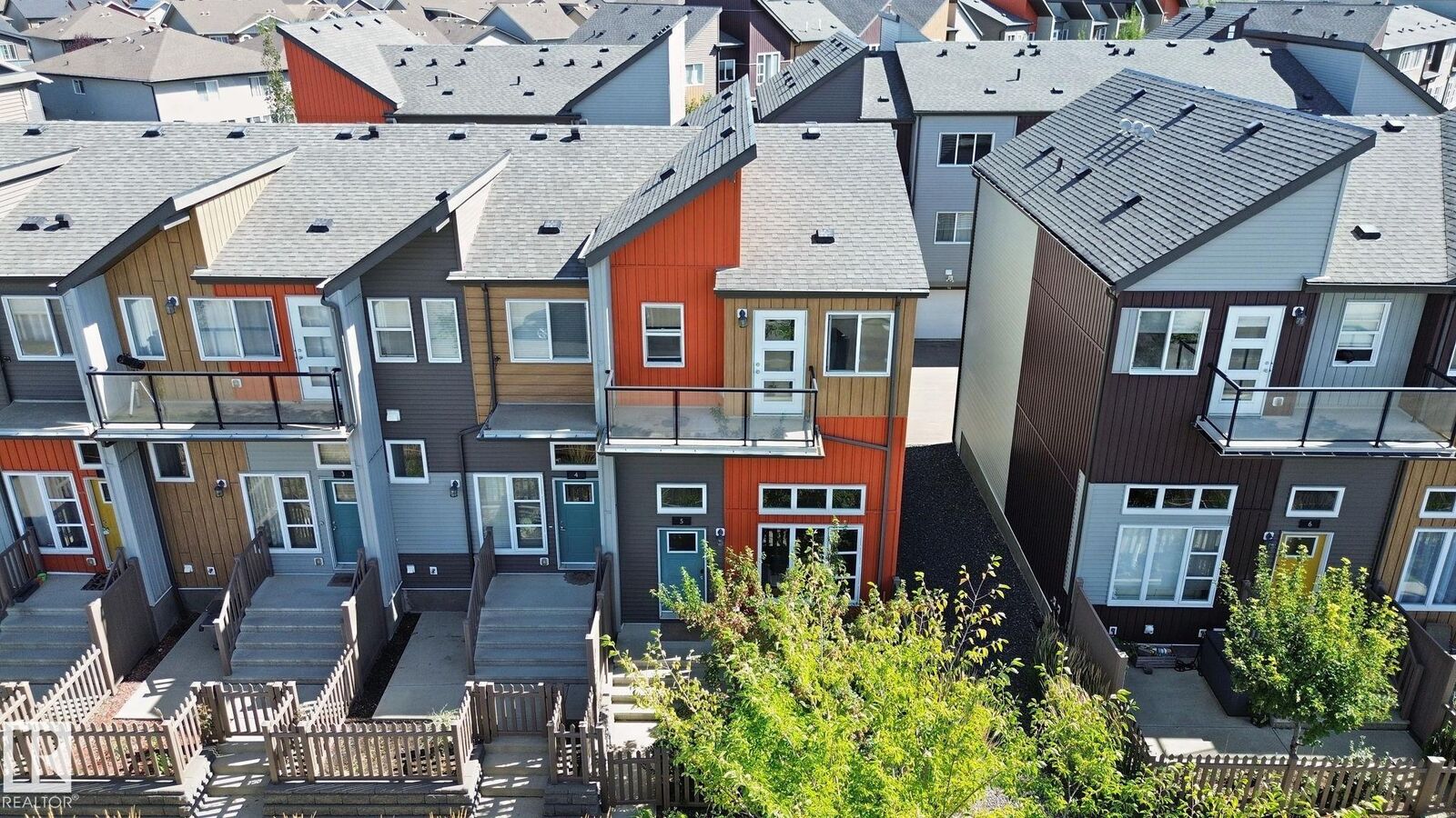 Property Photo:  4470 Prowse Road SW 5  AB T6W 3R5 