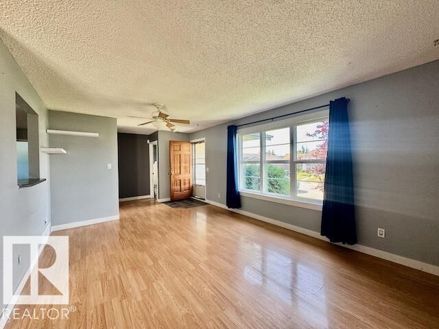Property Photo:  1715 38 Street NW  AB T6L 3H1 