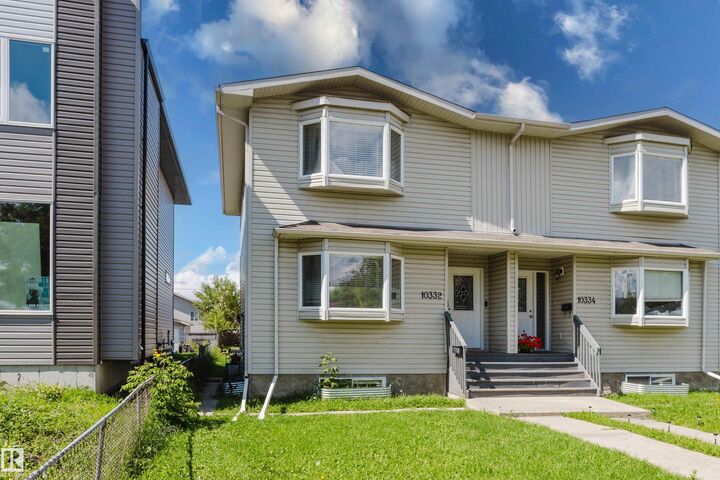 Property Photo:  10332 161 Street NW  AB T5P 3J3 