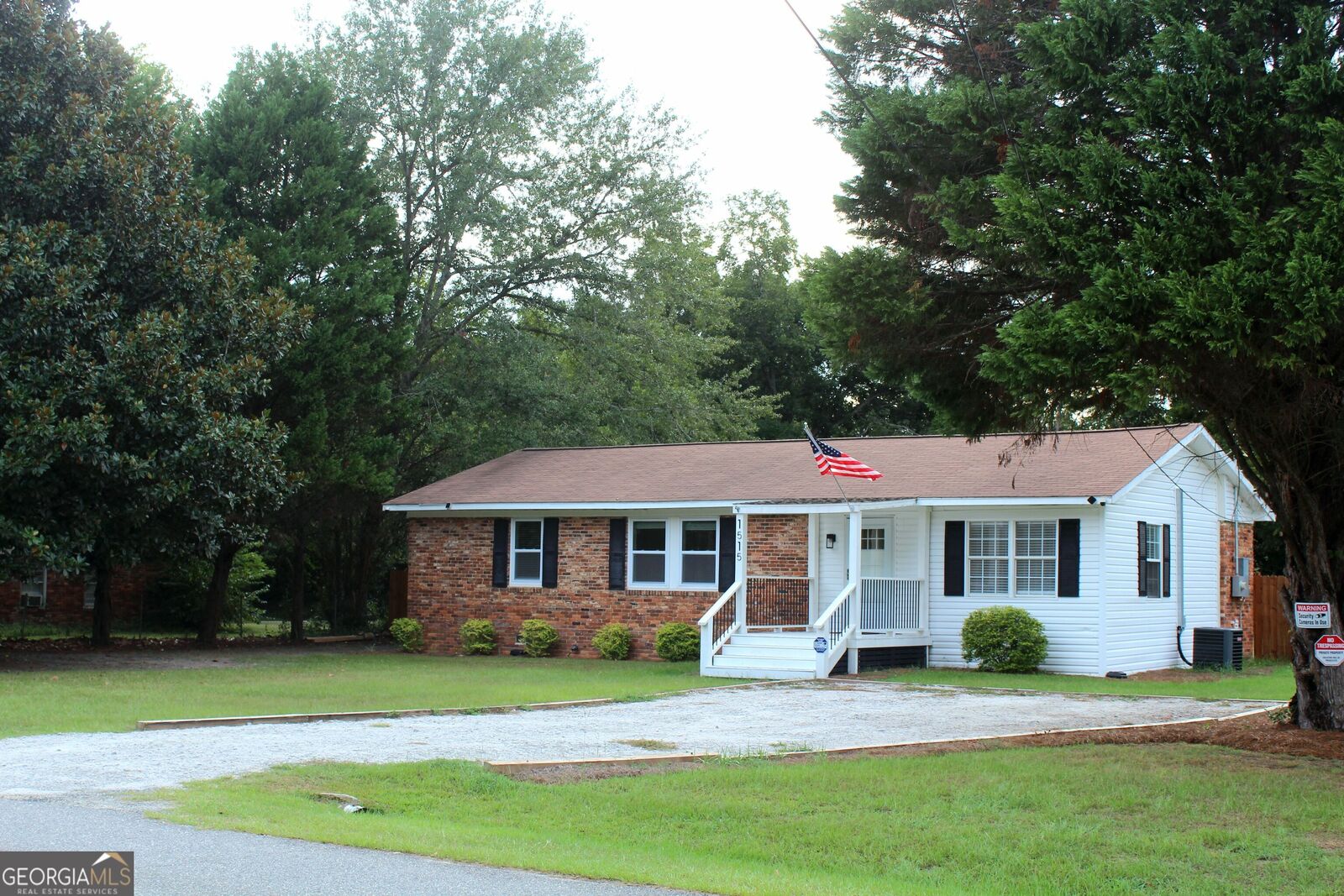 Property Photo:  1515 Rockdale Drive  GA 31021 