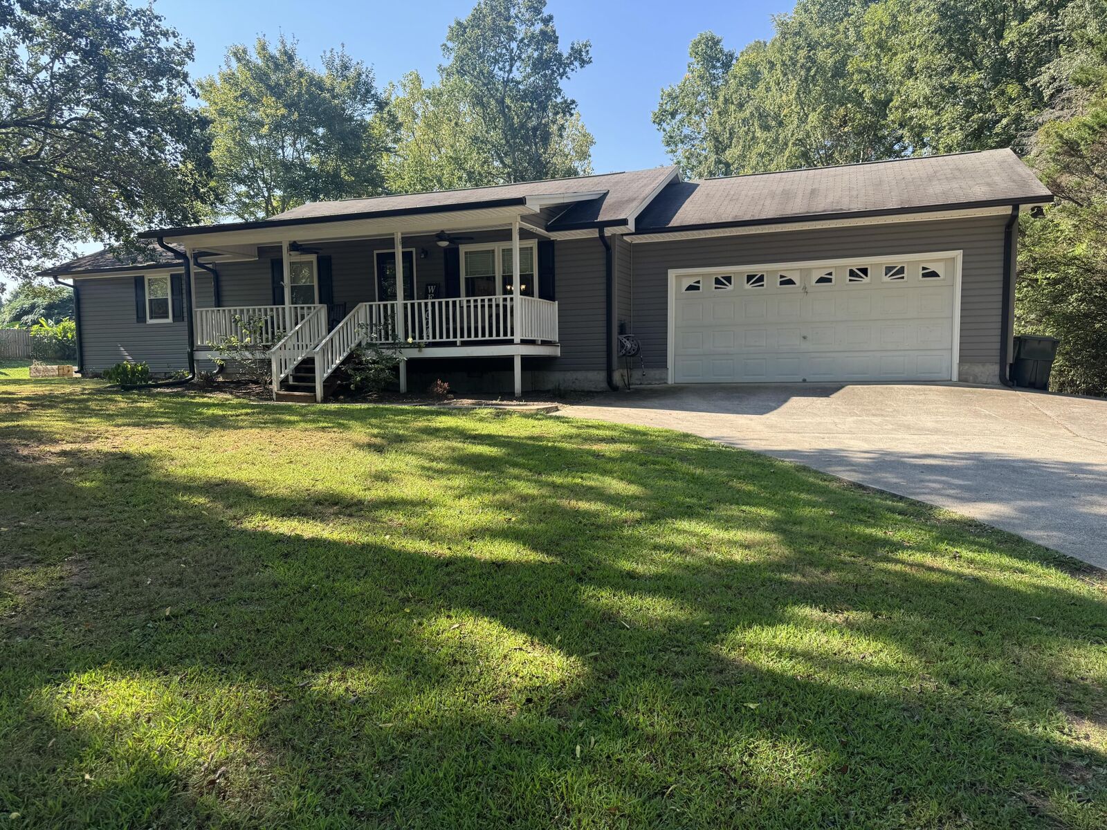 Property Photo:  200 Cg Earnest Road NW  TN 37310 