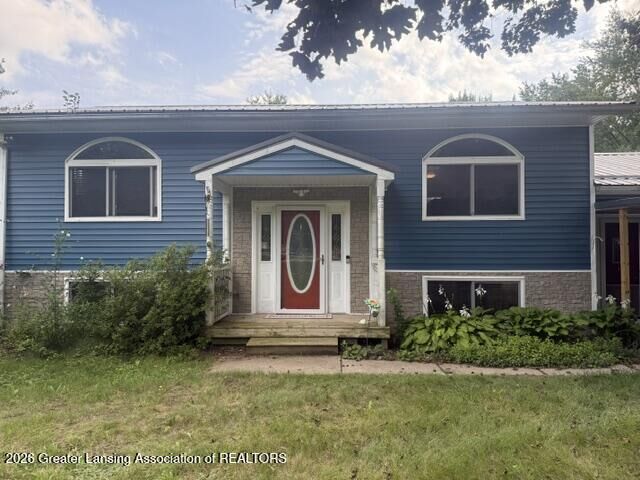 Property Photo:  969 W Dansville Road  MI 48854 