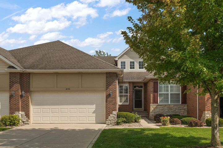 Property Photo:  8733 Forest Glen Court  IN 46373 