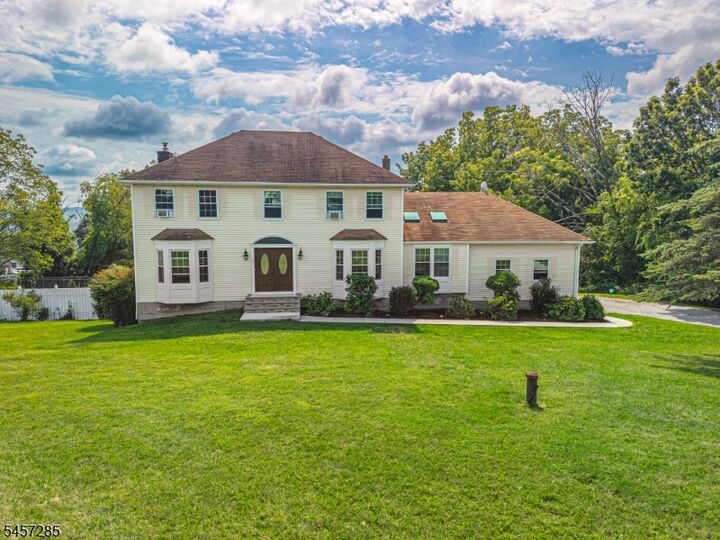 Property Photo: 17 Telfer Dr NJ 07418