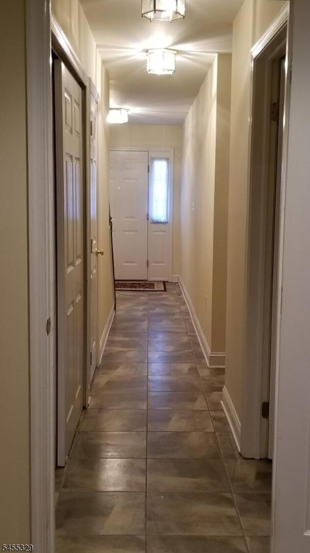 Property Photo:  9 Prescott Ct  NJ 07920 