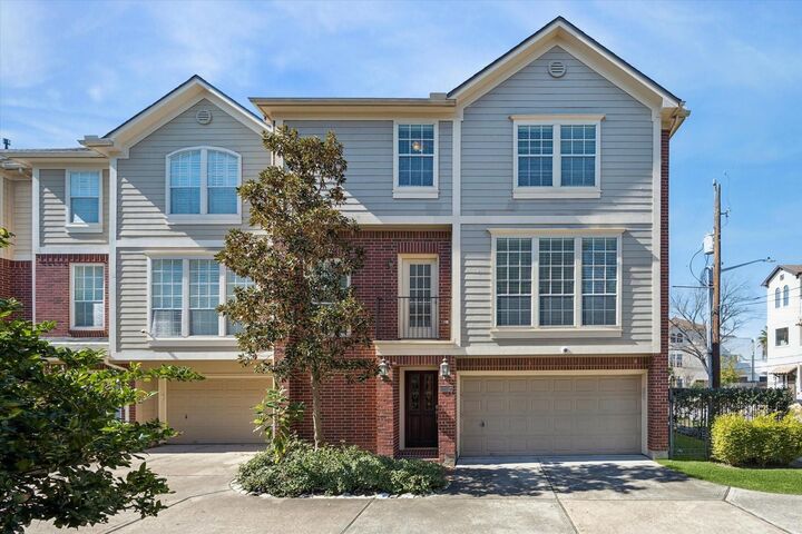 Property Photo:  4113 Blossom Street A  TX 77007 