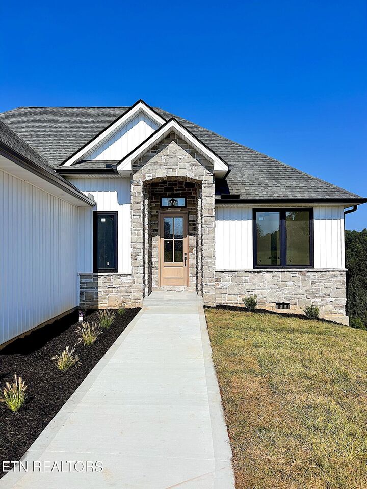 Property Photo: 368 Marble Bluff Drive TN 37763