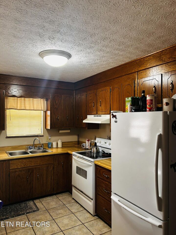 Property Photo:  7624 Rustic Lane  TN 37938 