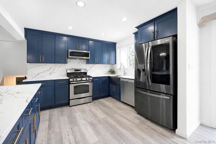 Property Photo:  11 Verbena Court  NY 11801 