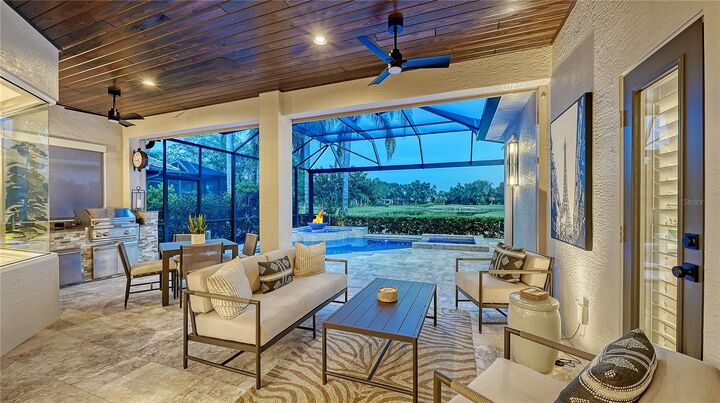 Property Photo:  12302 Thornhill Court  FL 34202 