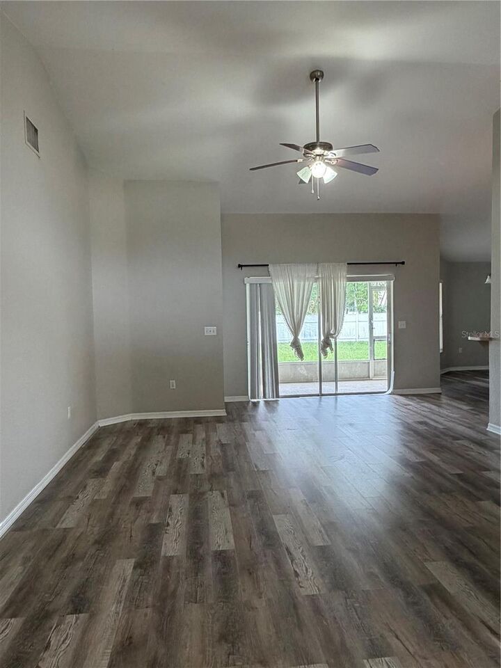 Property Photo:  5619 Fischer Drive  FL 33812 