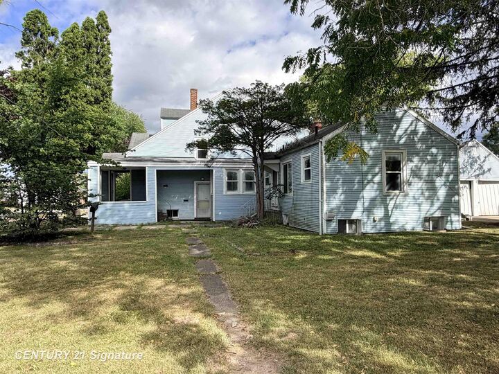 Property Photo:  2419 State Street  MI 48602 