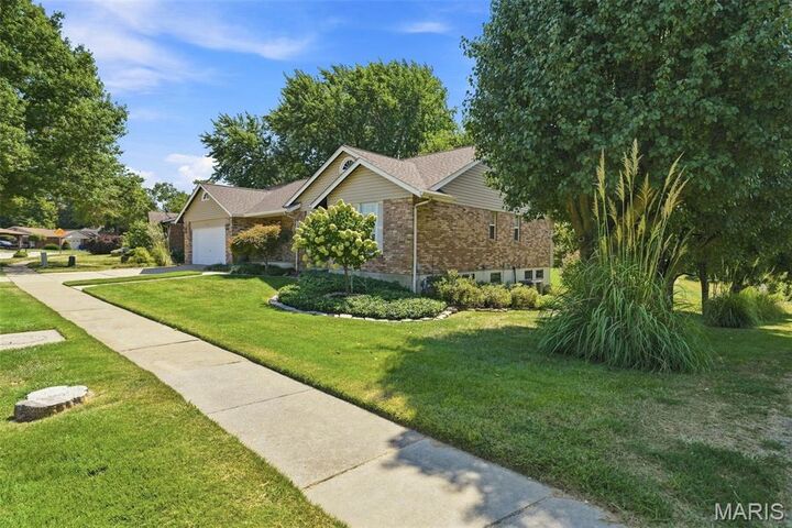 Property Photo:  4004 Flandre Cove Court  MO 63034 