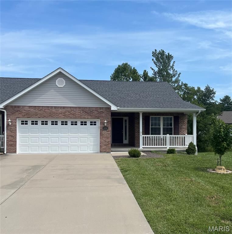 Property Photo:  107 Black Oak Drive B  MO 63601 
