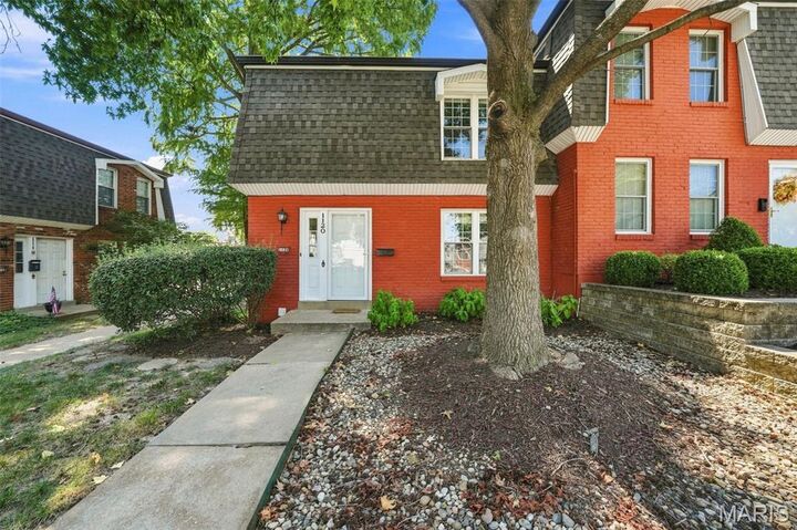 Property Photo:  1120 Beau Jardin Court  MO 63146 