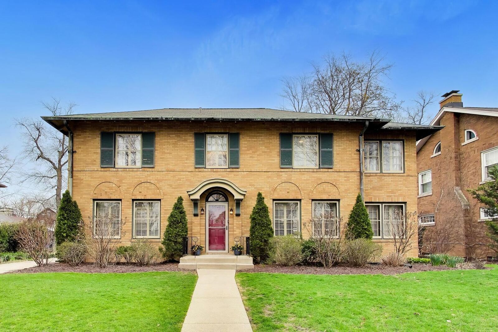 Property Photo: 10041 S Hoyne Avenue IL 60643