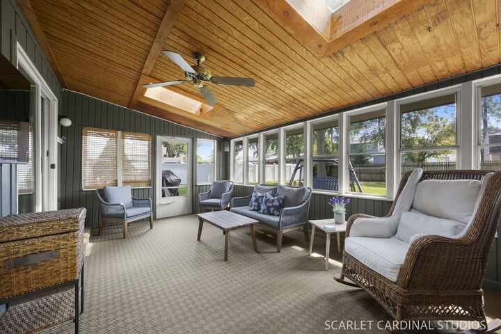 Property Photo: 1123 Moorland Avenue IL 60404