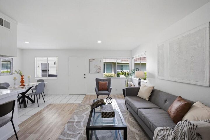 Property Photo:  811 North Capitol Avenue 3  CA 95133 