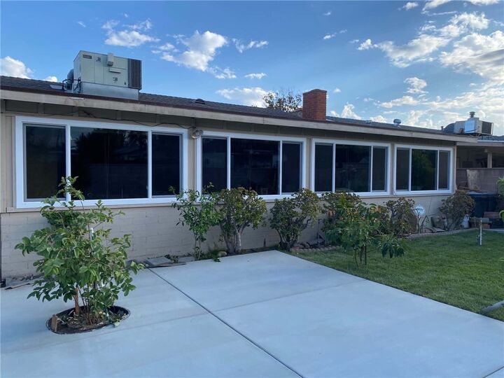 Property Photo:  17458 Fontlee Lane  CA 92335 
