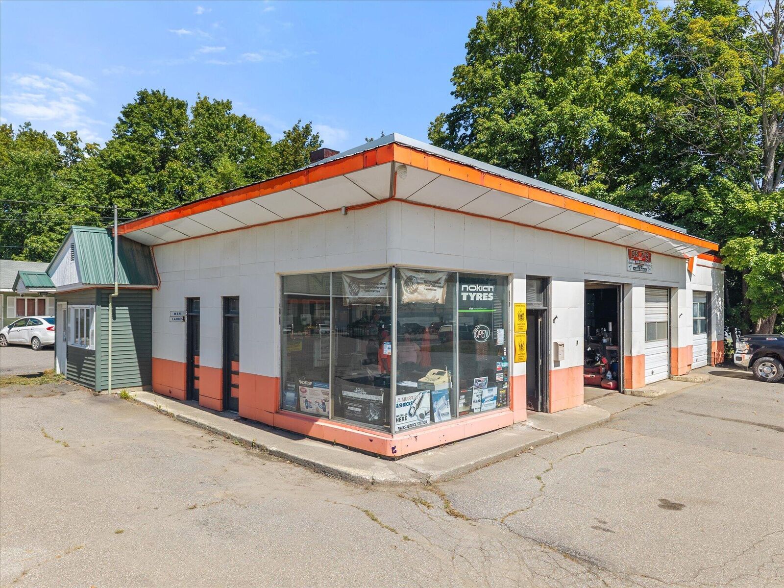 Property Photo: 146 Main Street ME 04953