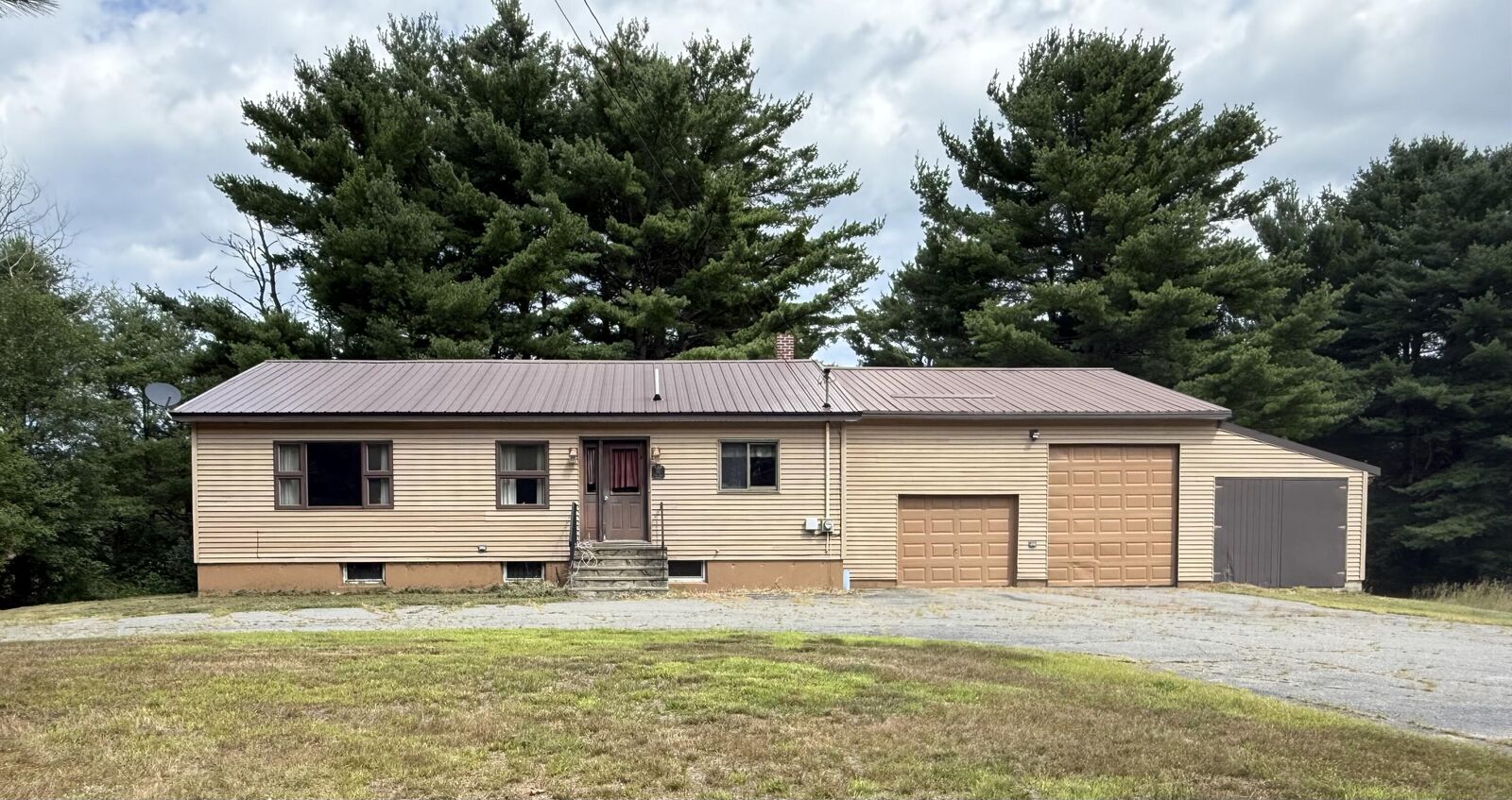 Property Photo: 541 Main Road ME 04475